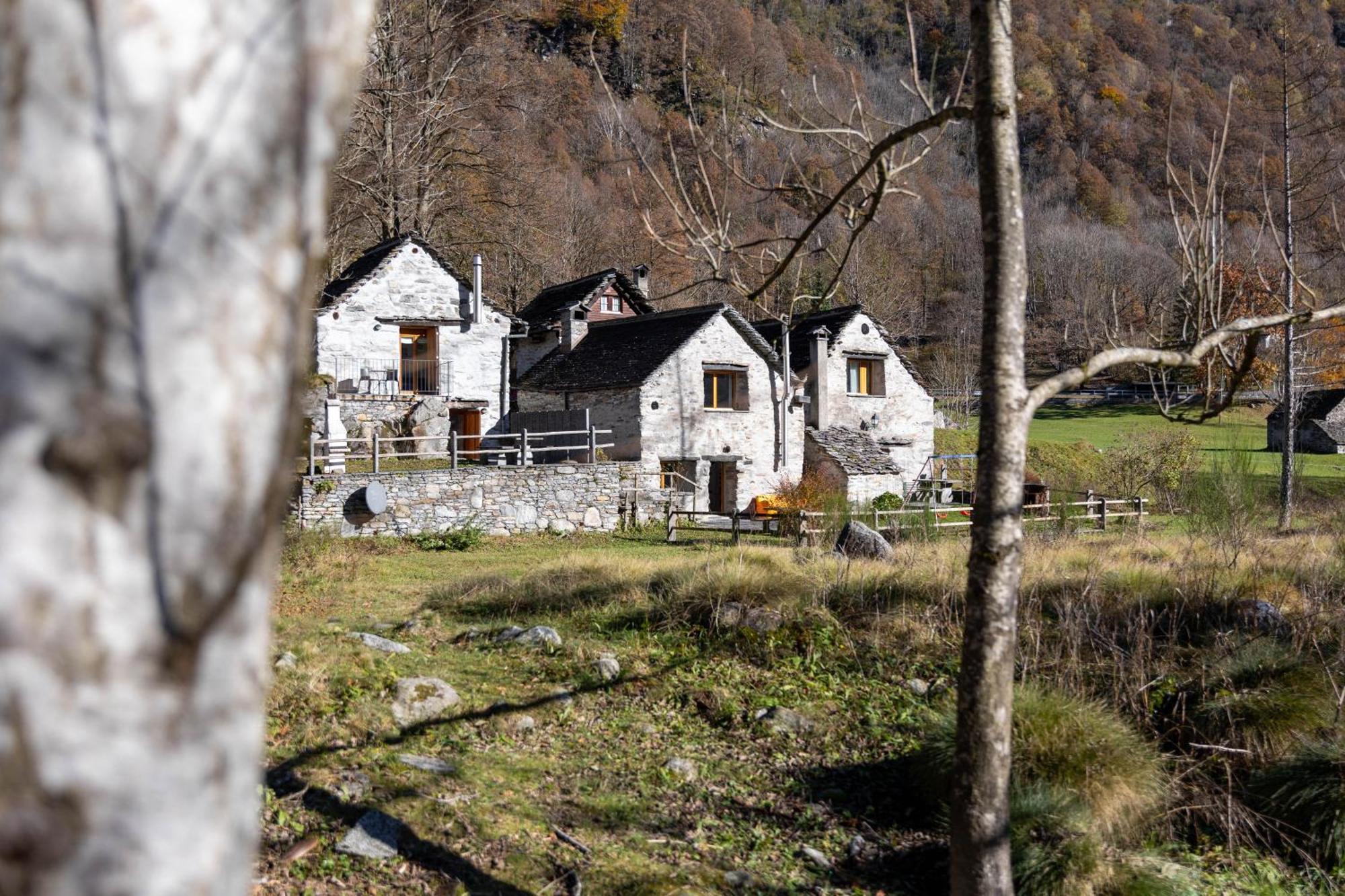 Verzasca Lodge Elma Sonogno Екстер'єр фото