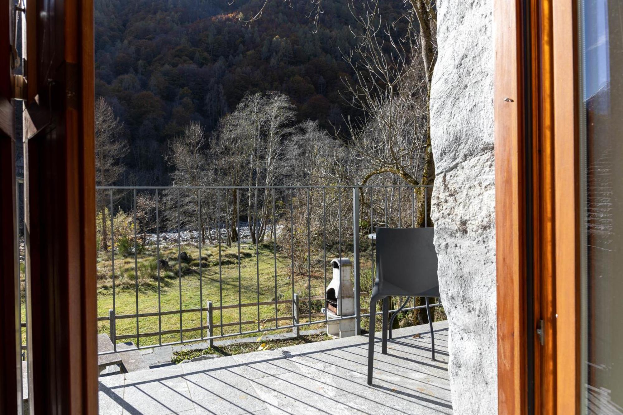 Verzasca Lodge Elma Sonogno Екстер'єр фото